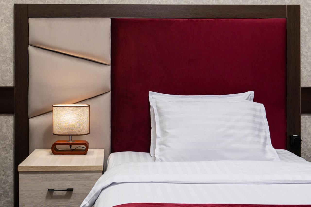 Shahzoda Grand Hotel - "Best Hotel Award Winner" Solnechnyy المظهر الخارجي الصورة